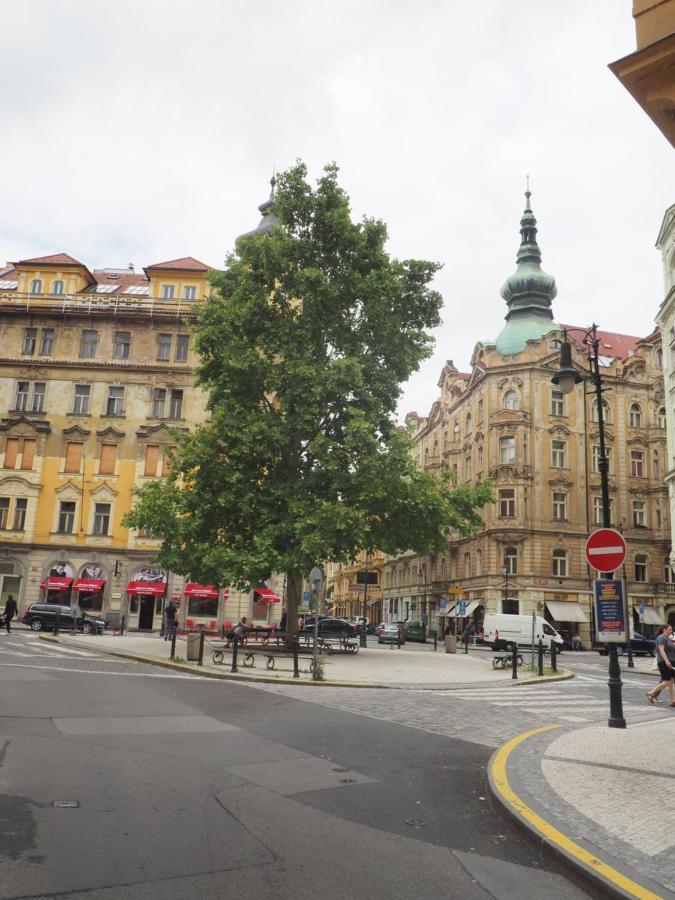 Stylovy Byt V Srdci Prahy Prague Exterior photo