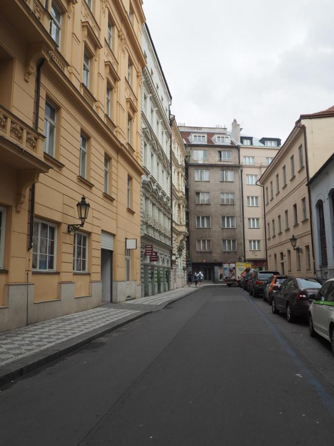 Stylovy Byt V Srdci Prahy Prague Exterior photo